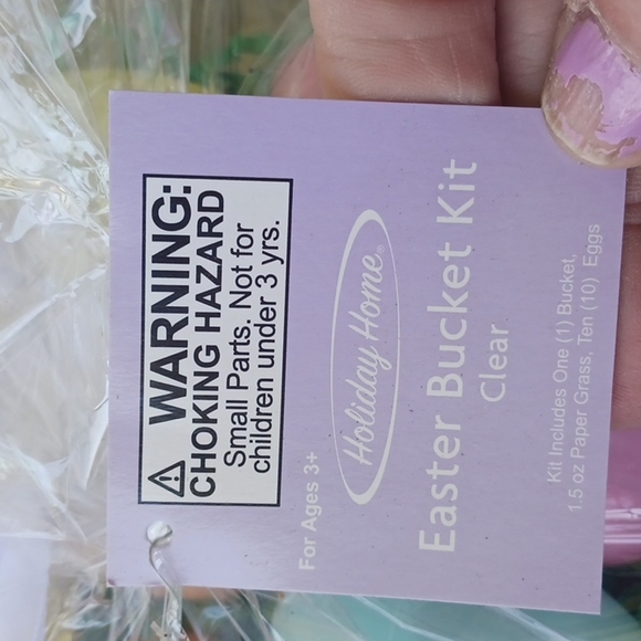 Easter bucket kit NWT - Picture 3 of 9